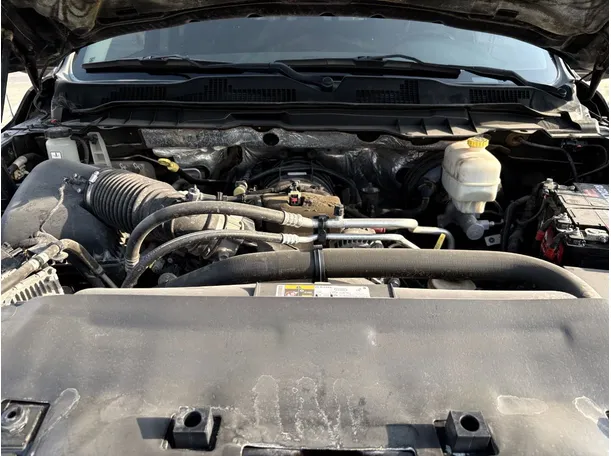 Car image 28