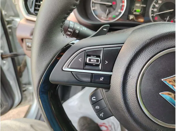 Car image 33