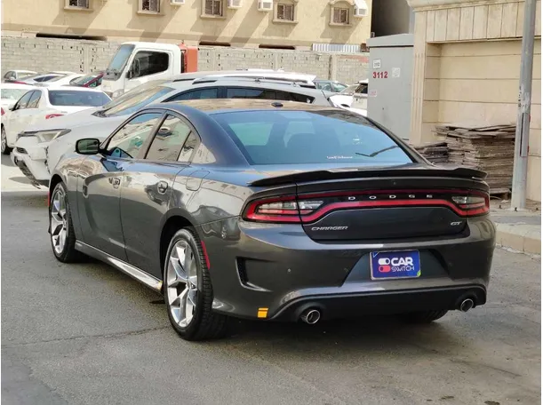 Car image 7