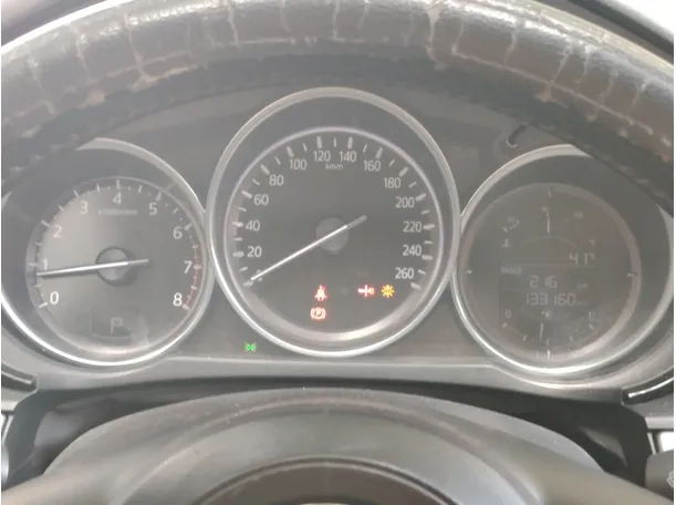 Car image 23