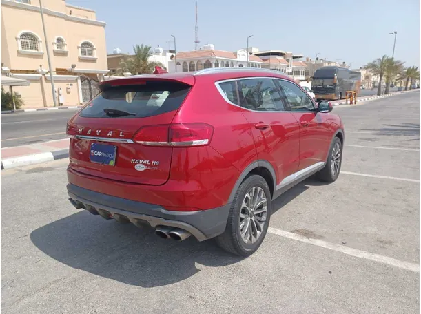 Car image 5