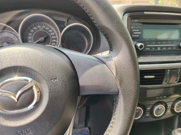 Car image 26