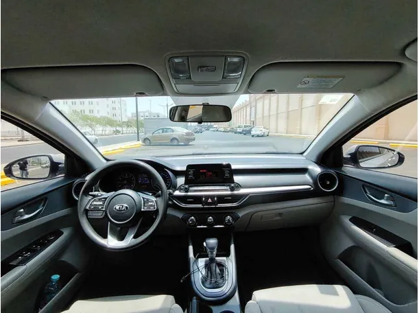 Car image 16