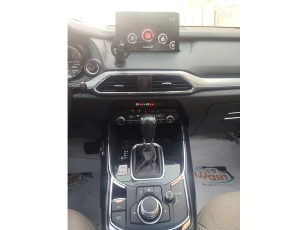 Car image 20