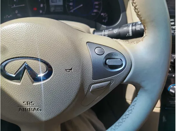 Car image 39