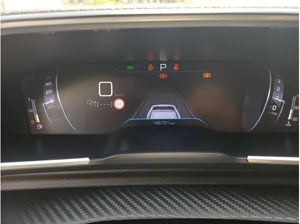 Car image 23