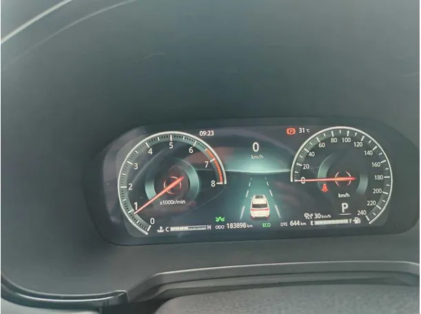 Car image 27
