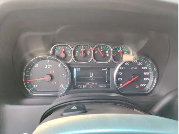 Car image 25