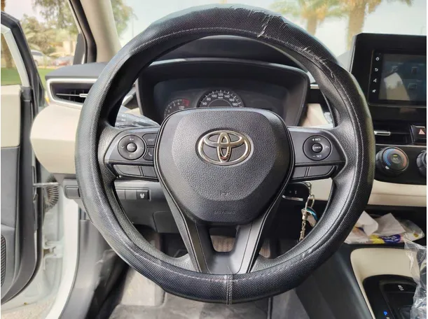 Car image 23
