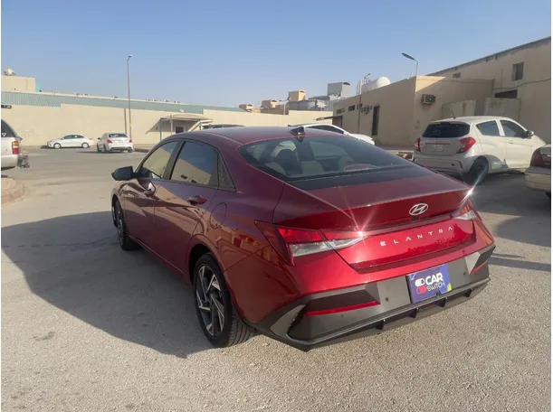 Car image 7