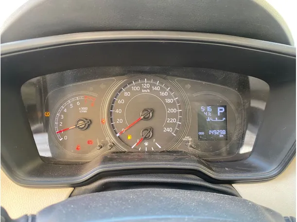 Car image 17