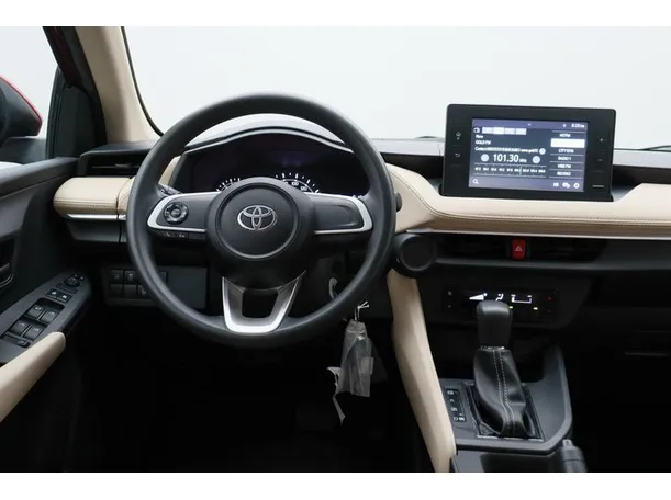 Car image 15