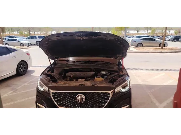 Car image 26