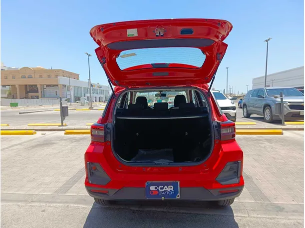 Car image 25