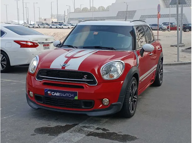 2016 ميني كونتريمان في الإمارات