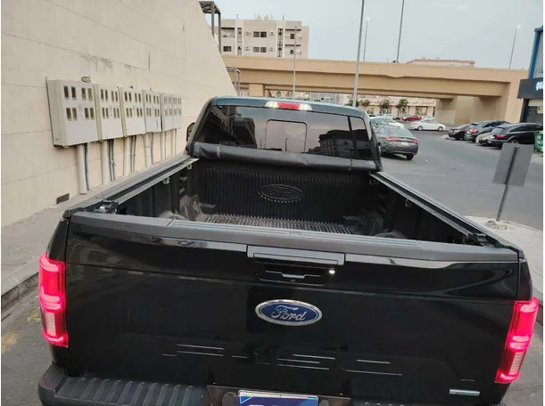 Car image 32