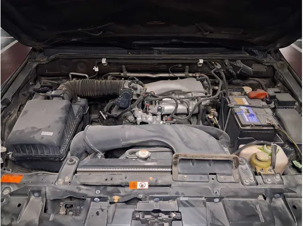 Car image 19