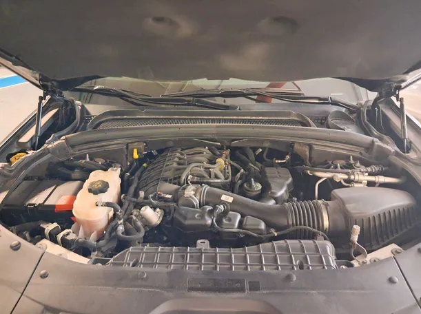 Car image 20