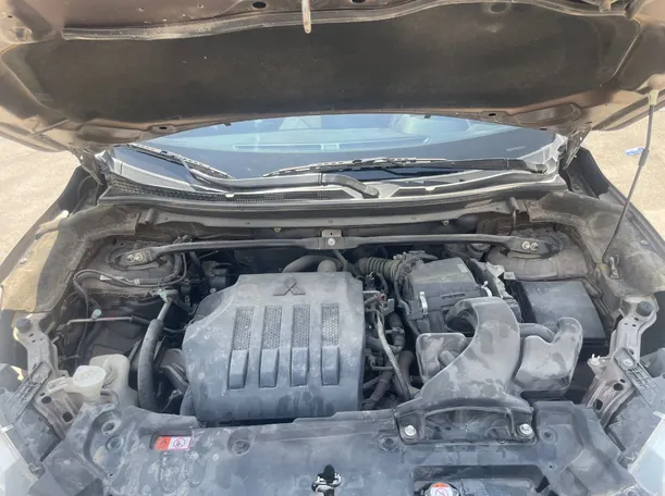 Car image 25