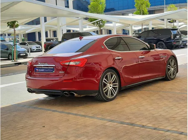 Car image 5