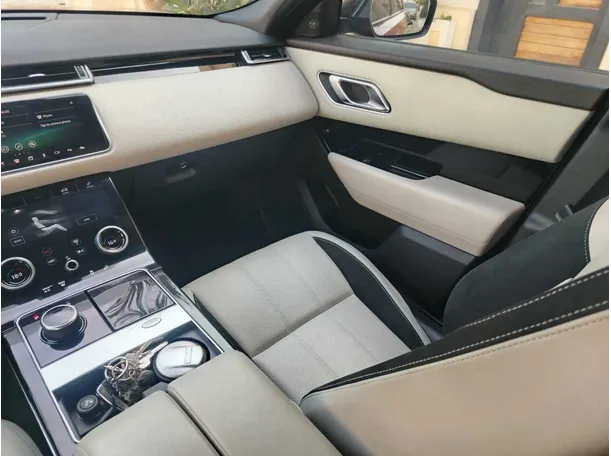Car image 41