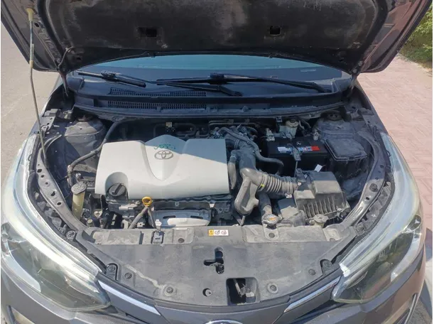 Car image 20