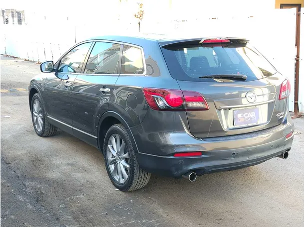 Car image 7