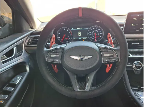 Car image 16