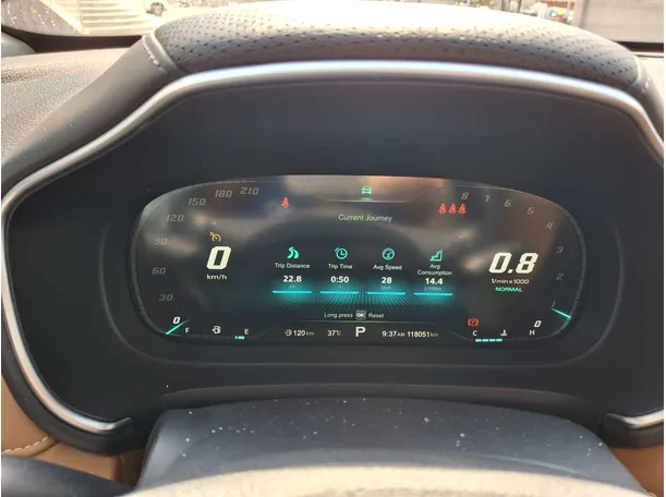 Car image 18