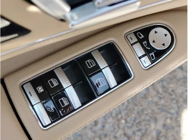 Car image 31