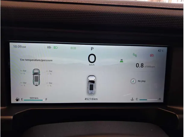 Car image 19