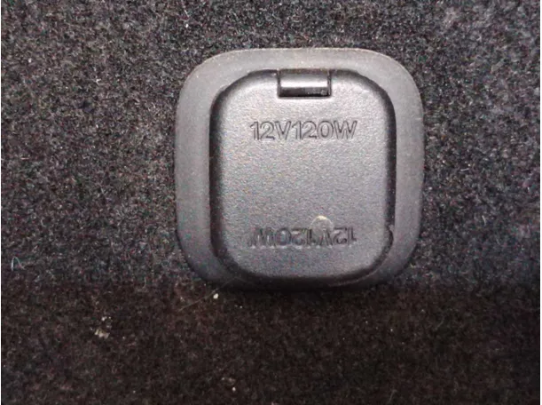 Car image 36