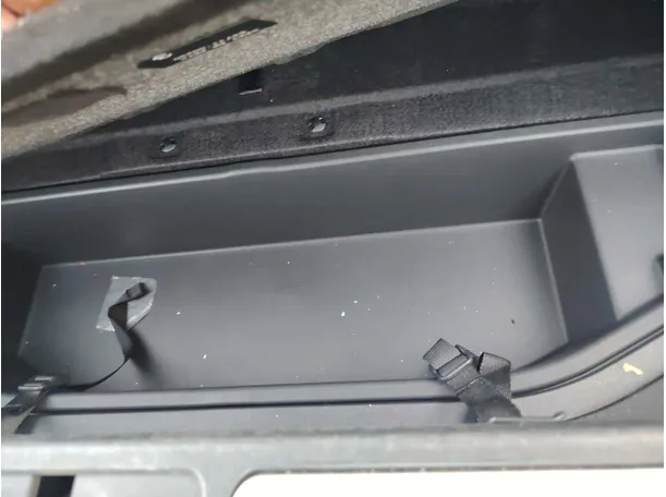 Car image 42