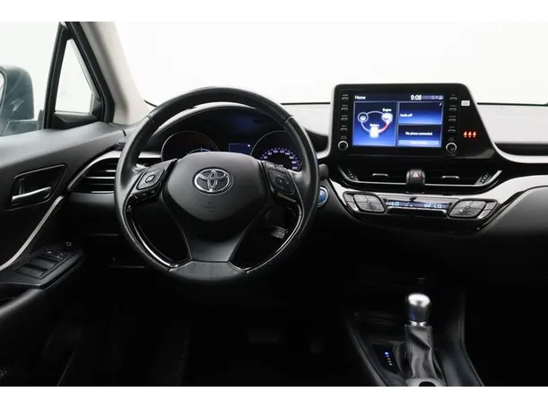 Car image 15