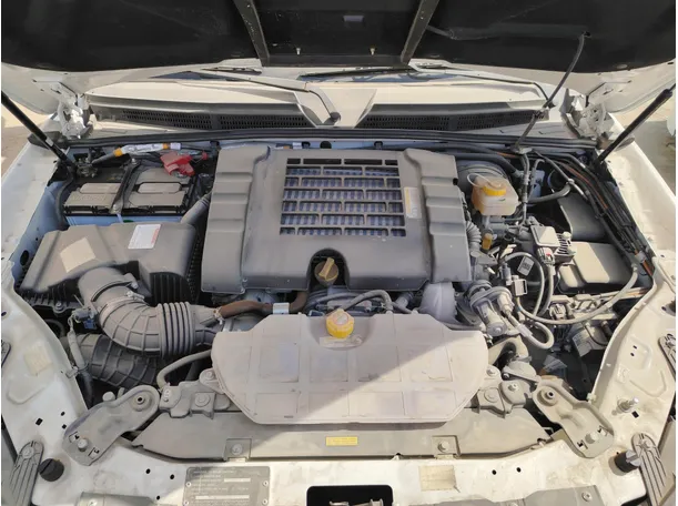 Car image 30