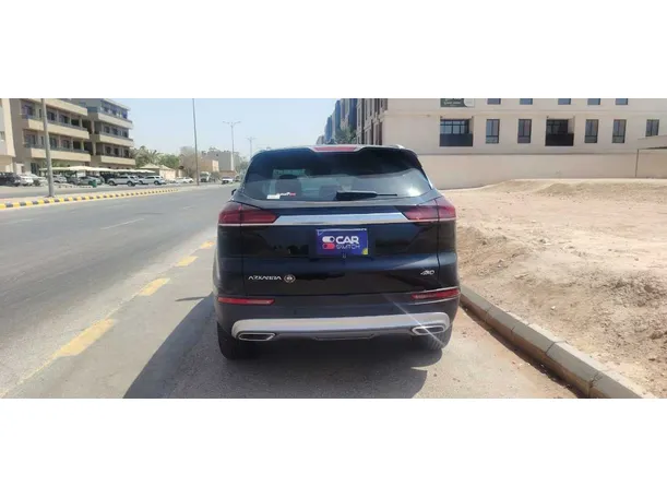Car image 6