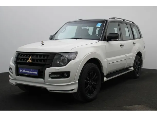 2020 Mitsubishi Pajero in UAE