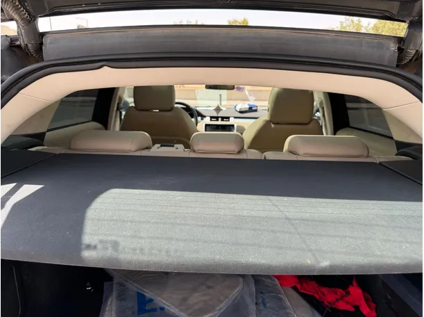 Car image 24