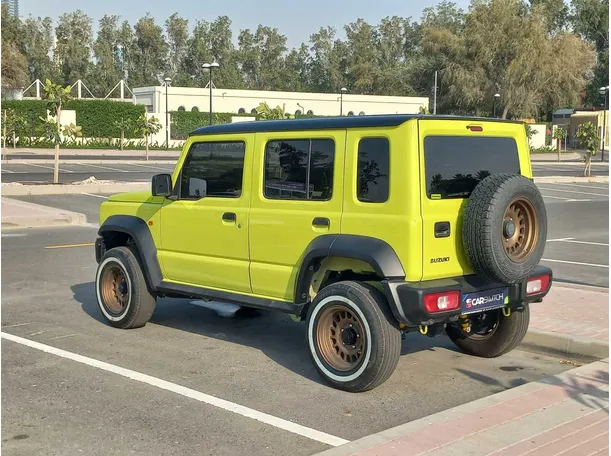 Car image 7