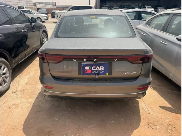 Car image 5