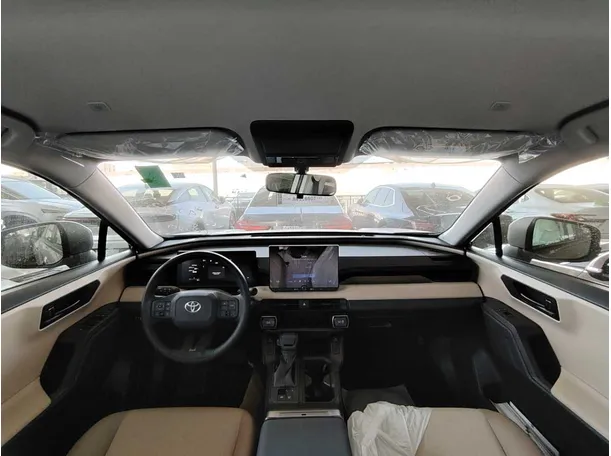 Car image 20