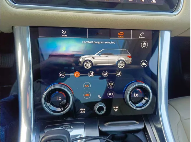 Car image 25
