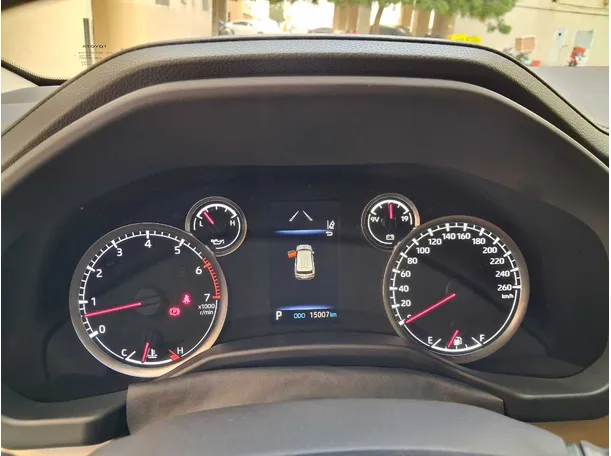 Car image 20