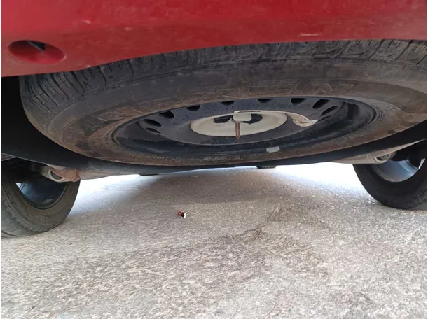 Car image 26