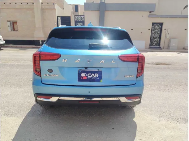 Car image 6