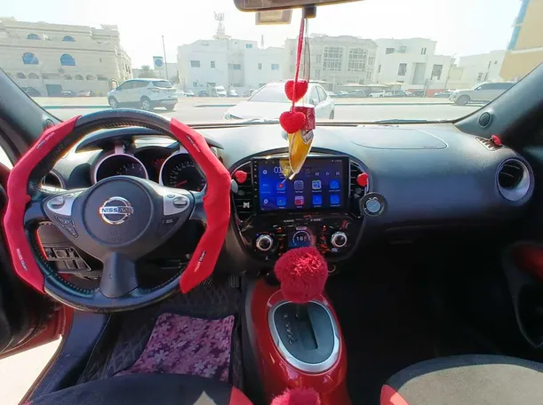 Car image 15