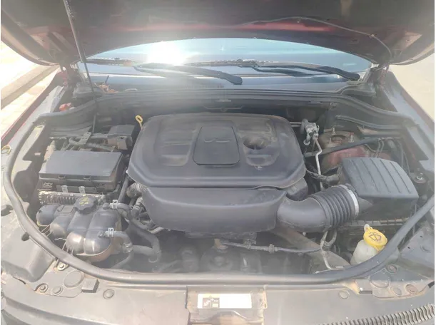 Car image 32