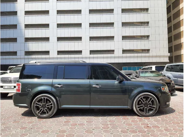 Car image 8