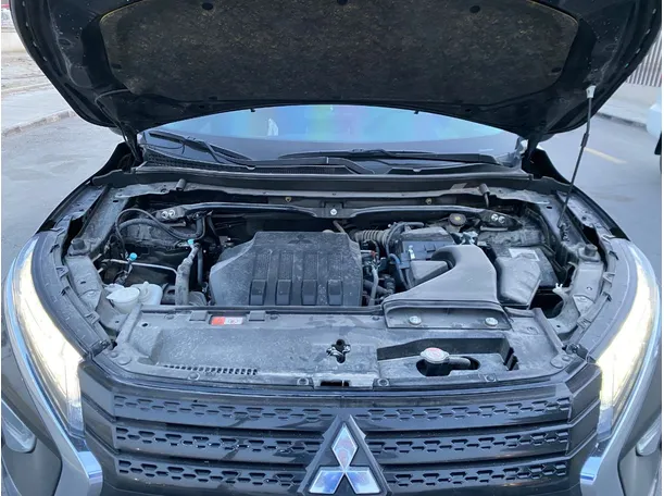 Car image 26