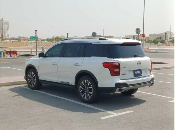 Car image 7